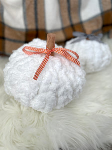 White chunky knit pumpkins