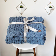 Load image into Gallery viewer, Chunky Knit Blanket in Slate