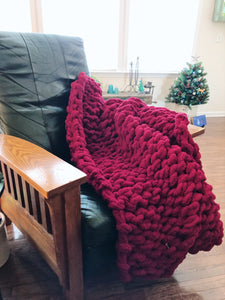 Chunky Knit Blanket in Cherry Red