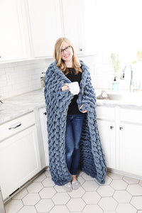 Chunky Knit Blanket in Slate