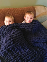 Load image into Gallery viewer, Chunky Knit Blanket in Navy