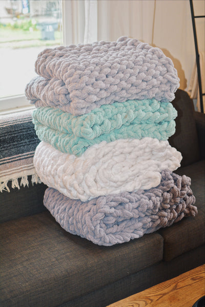 Chunky Knit Blanket in Spa Blue