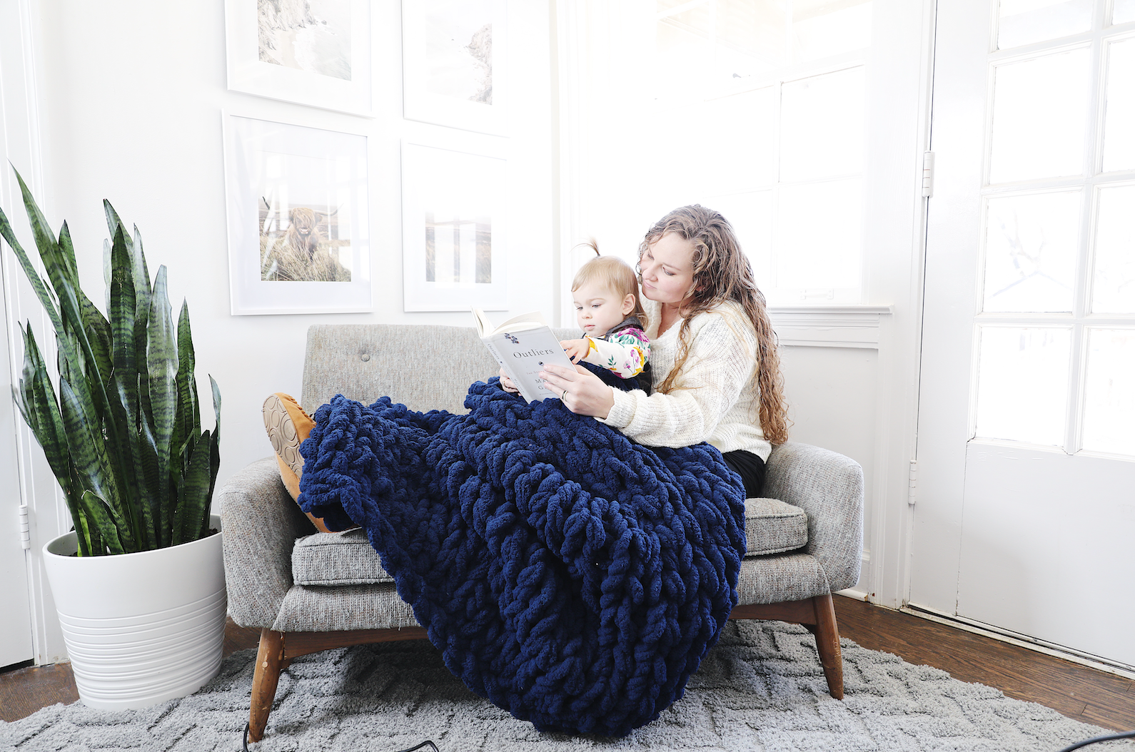 Navy knit blanket 2025