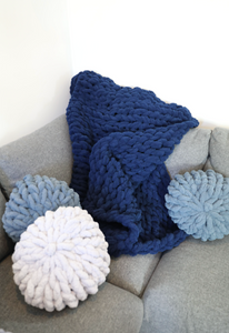 DIY Chunky Pillow Puff