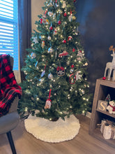 Load image into Gallery viewer, Christmas Tree Skirt