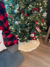 Load image into Gallery viewer, Christmas Tree Skirt